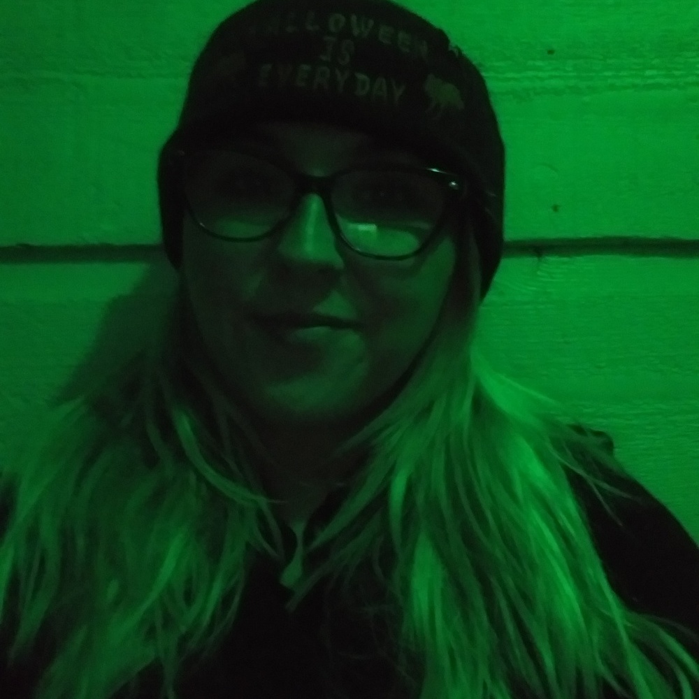 Meet your Posher, Sam